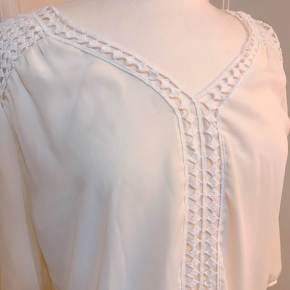 Target Xhilaration Cream Loose & Flowy Blouse - Picture 2 of 3
